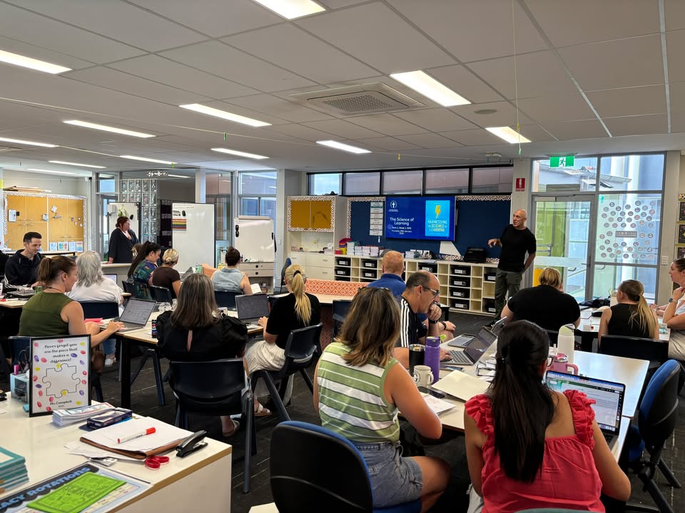 644505044136076_1509014704351768-1